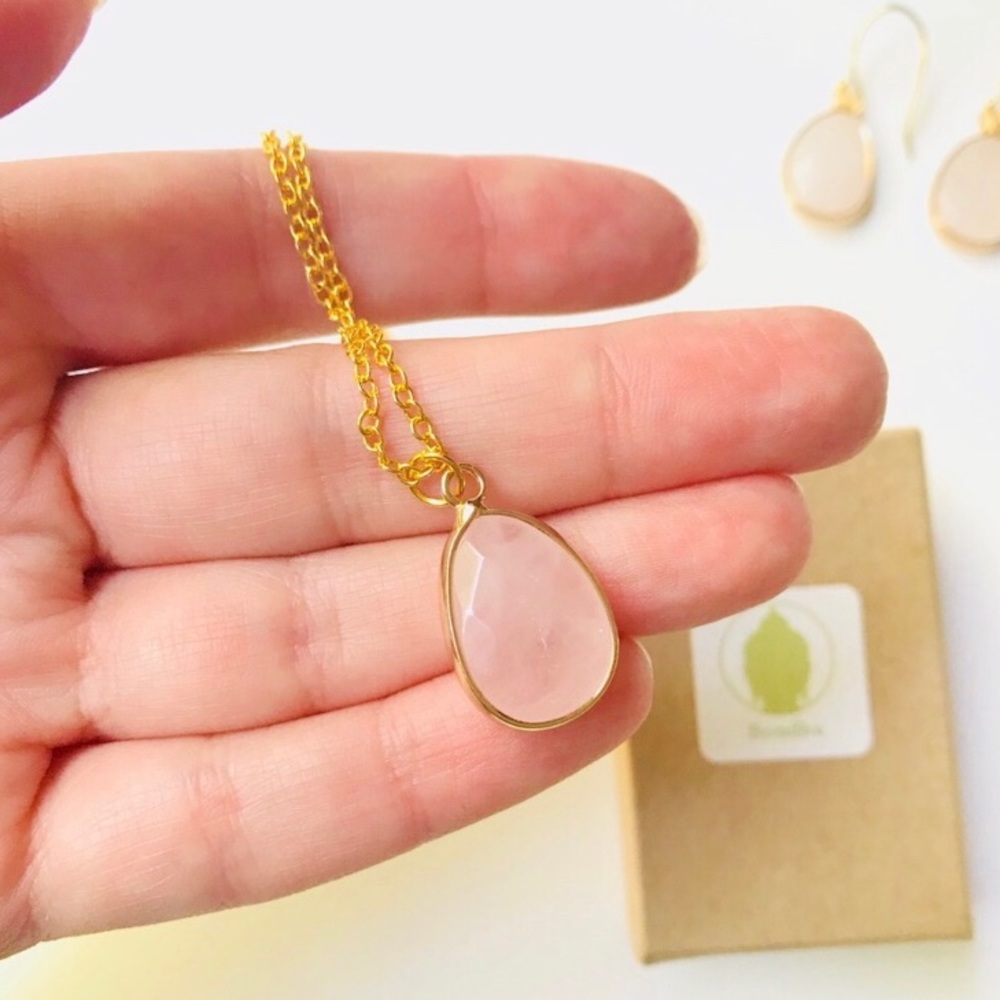 Rose Quartz Drop Gold Necklace. Only one left! - Picture 2 of 3